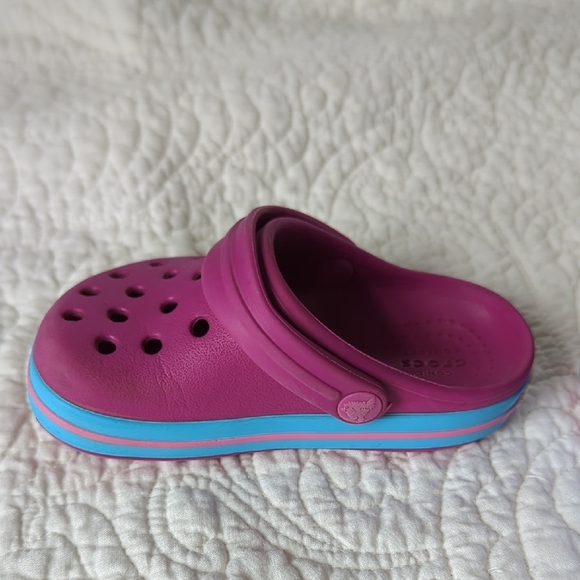 CROCS Kids Magenta and Blue Clogs - Picture 5 of 7